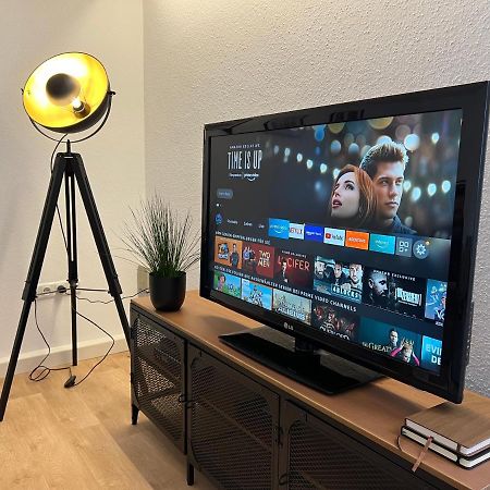 ☆MODERNES HAUS FÜR 8 GÄSTE 90m² TV NETFLIX WLAN☆ Momlingen Exterior foto