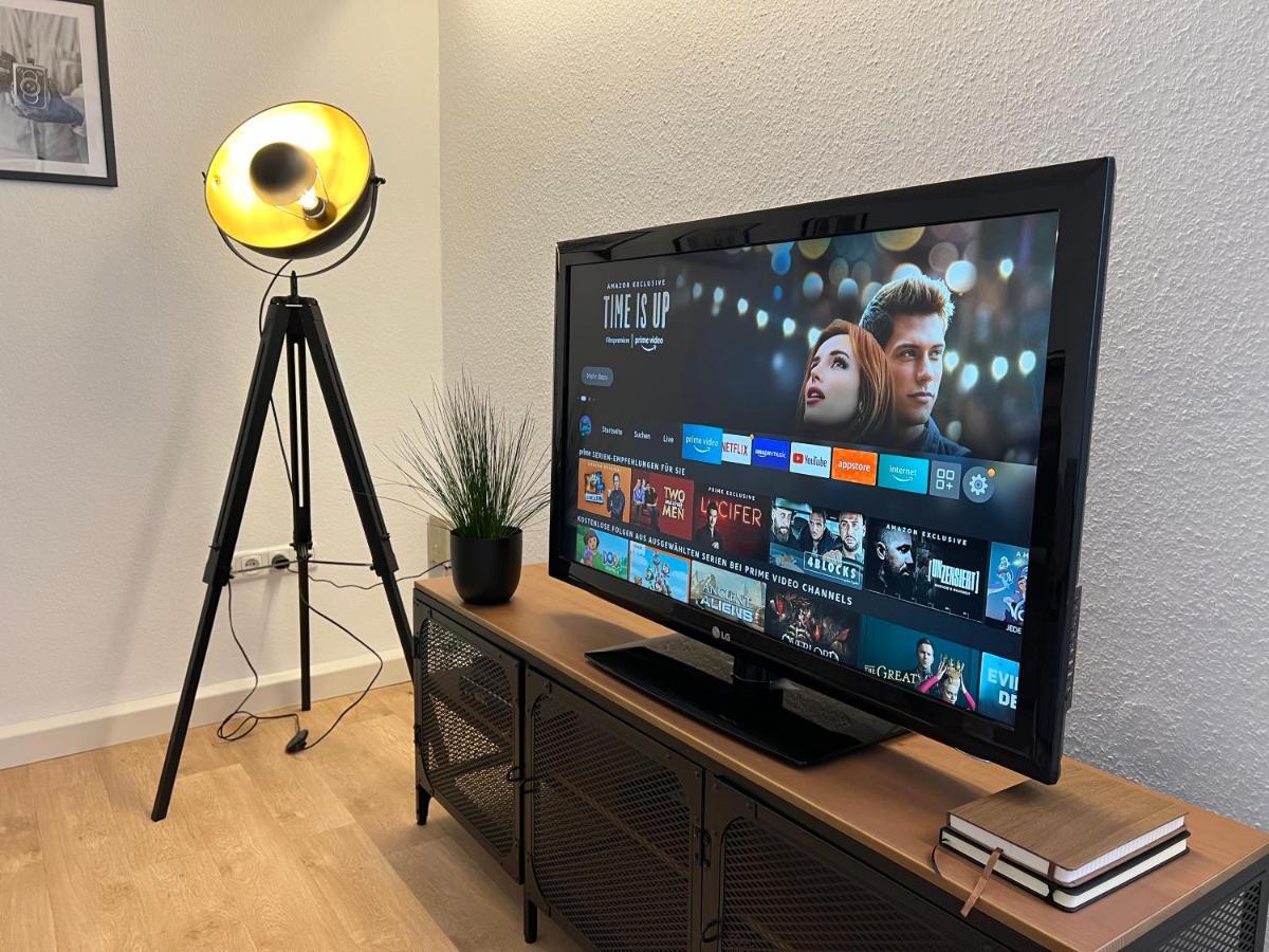 ☆MODERNES HAUS FÜR 8 GÄSTE 90m² TV NETFLIX WLAN☆ Momlingen Exterior foto