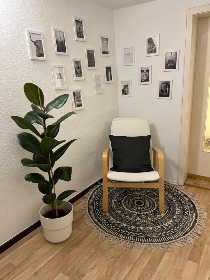 ☆MODERNES HAUS FÜR 8 GÄSTE 90m² TV NETFLIX WLAN☆ Momlingen Exterior foto