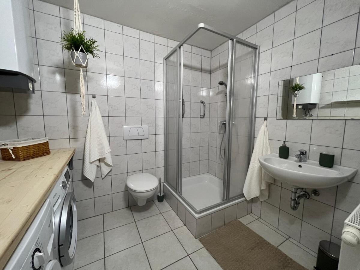 ☆MODERNES HAUS FÜR 8 GÄSTE 90m² TV NETFLIX WLAN☆ Momlingen Exterior foto